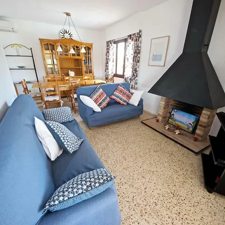Pilar Villa